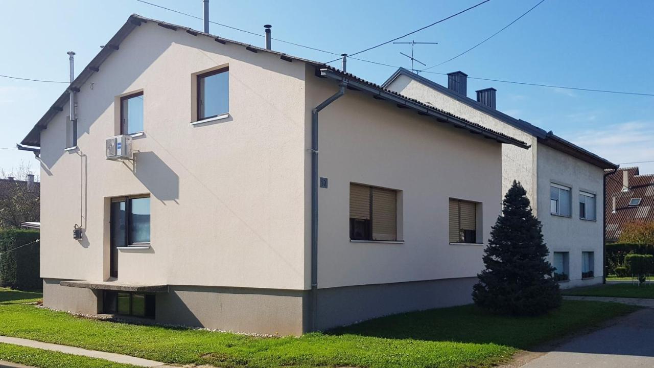 Apartman 13 Križevci 외부 사진